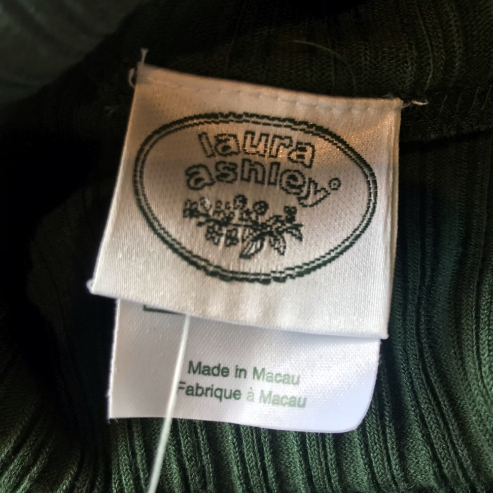 SOLD NWT VINTAGE Laura Ashley bodysuit - Picture 4 of 5